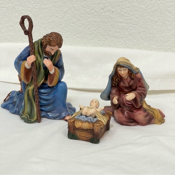 Thomas Kinkade 2001 Lot Christ Child Mary Joseph Nativity Christmas.